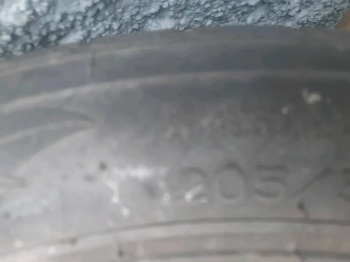 CAR TYRE NEW BUT OLD - Image 2