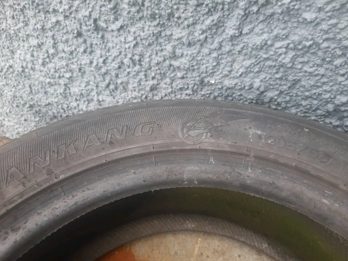 CAR TYRE NEW BUT OLD - Image 4