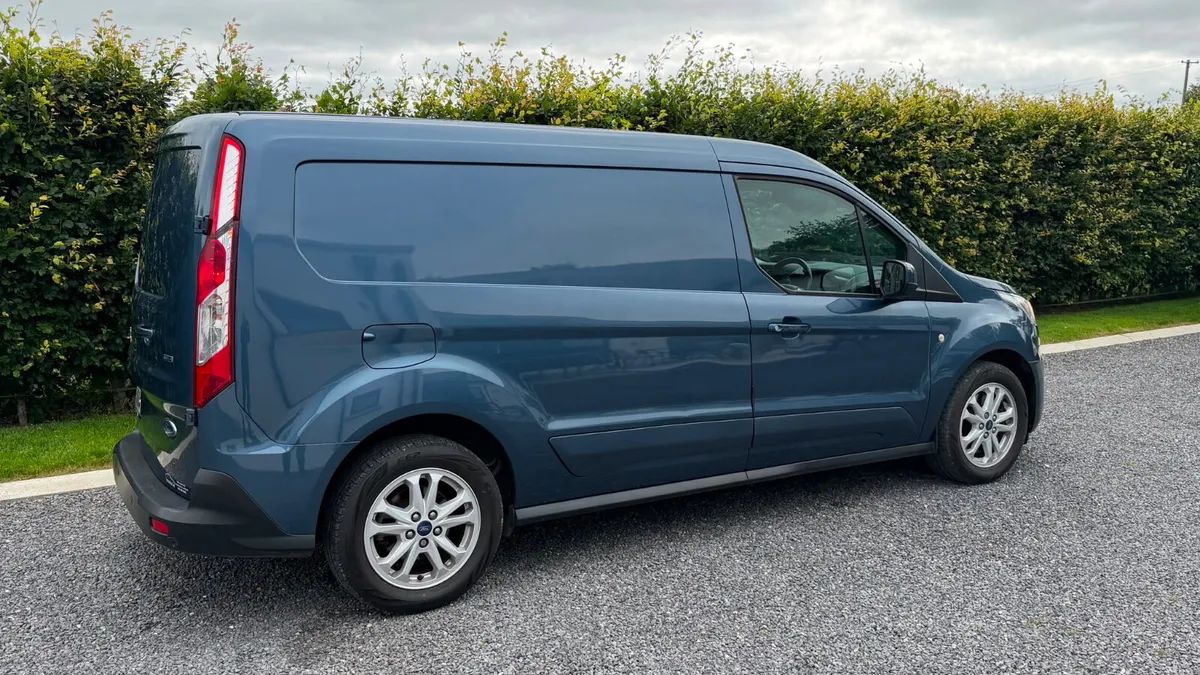 2018 Ford Transit Connect Limited LWB - Image 3