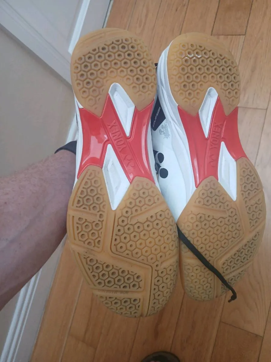 Yonex Badminton Shoes Size 11 Perfect Condition - Image 3