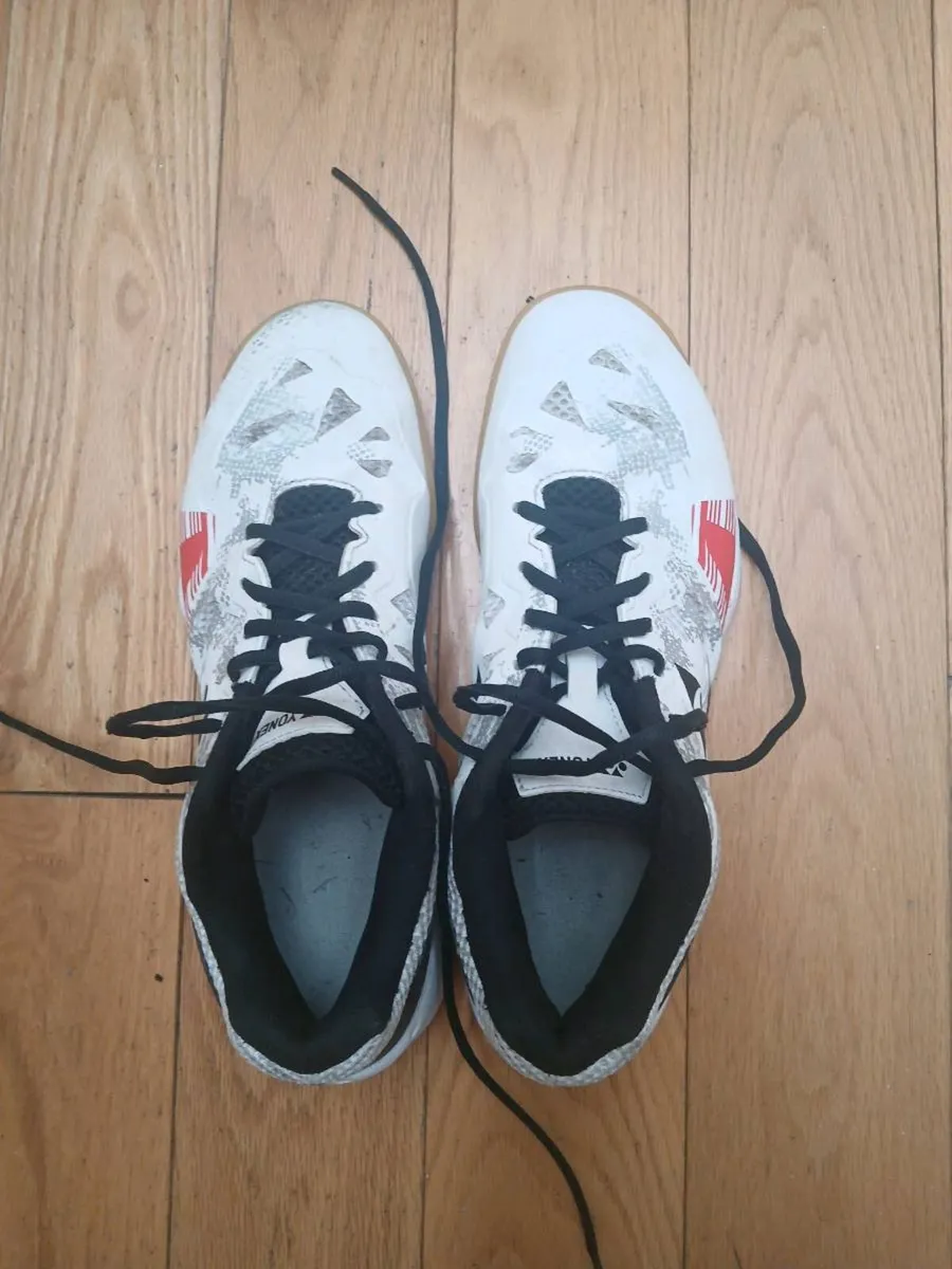 Yonex Badminton Shoes Size 11 Perfect Condition - Image 2