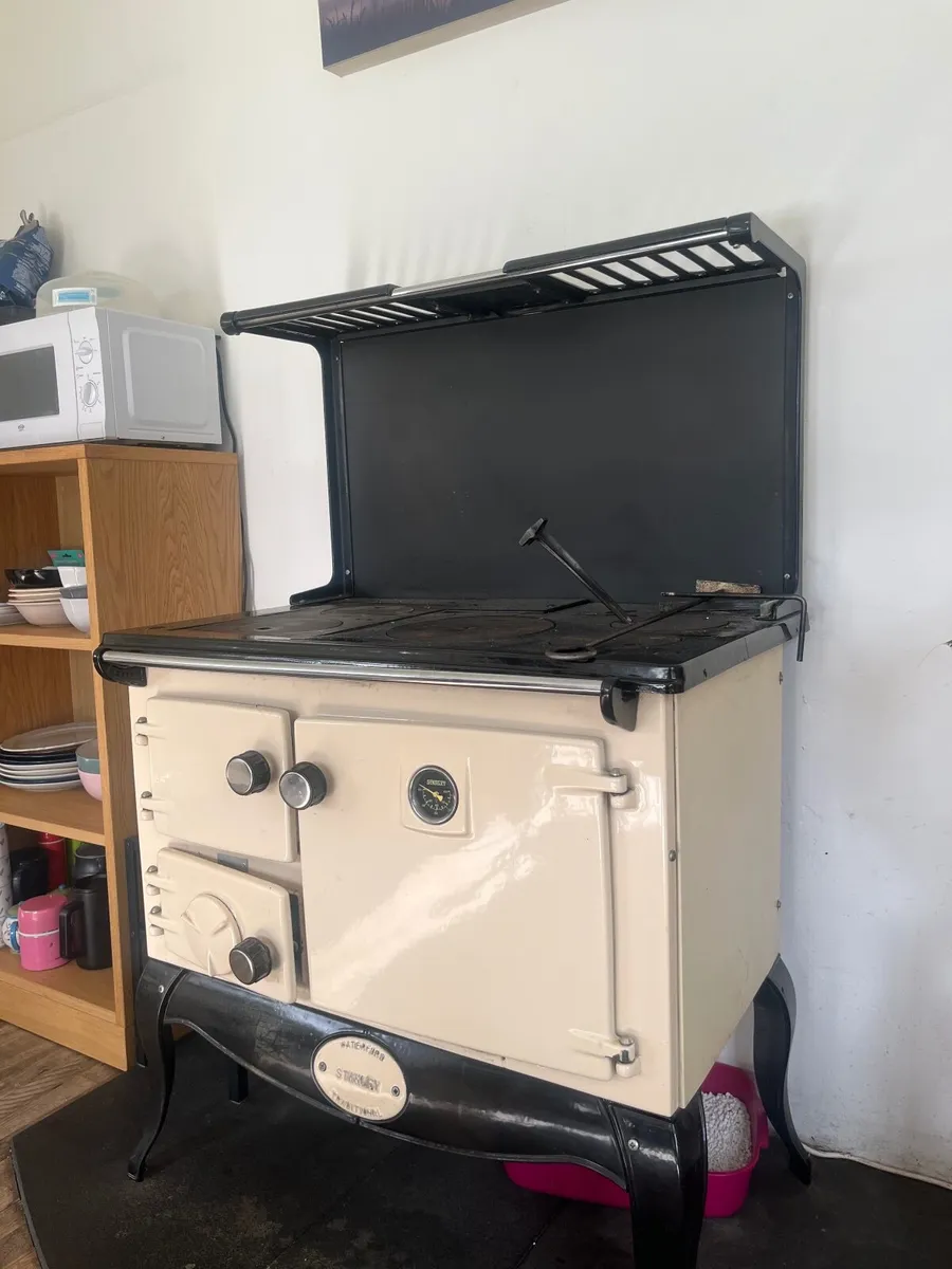 Stanley Solid Fuel Range - Image 1