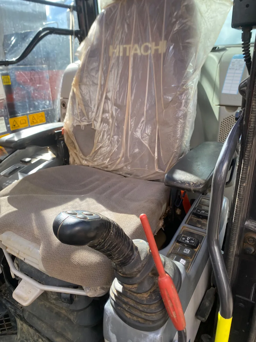 2019 HITACHI ZX135US-6 - Image 4