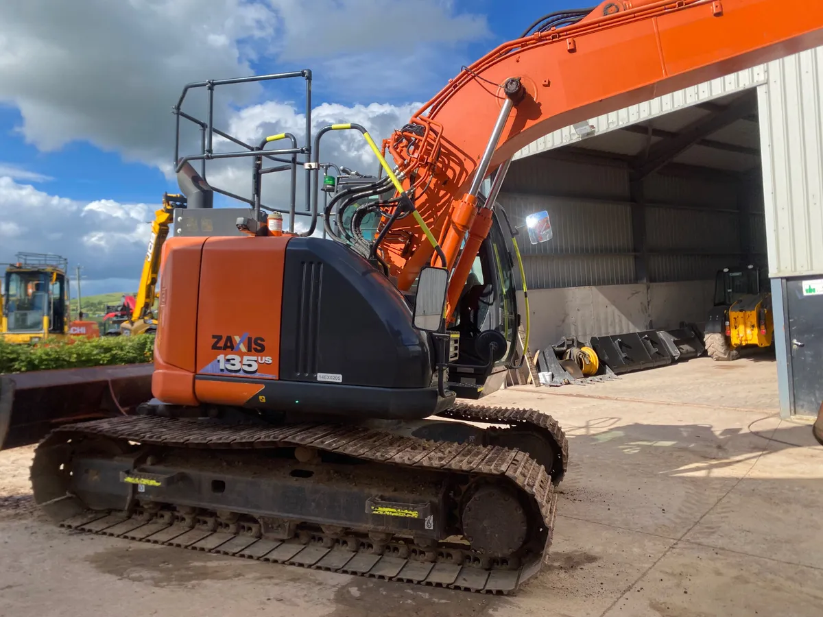 2019 HITACHI ZX135US-6 - Image 3