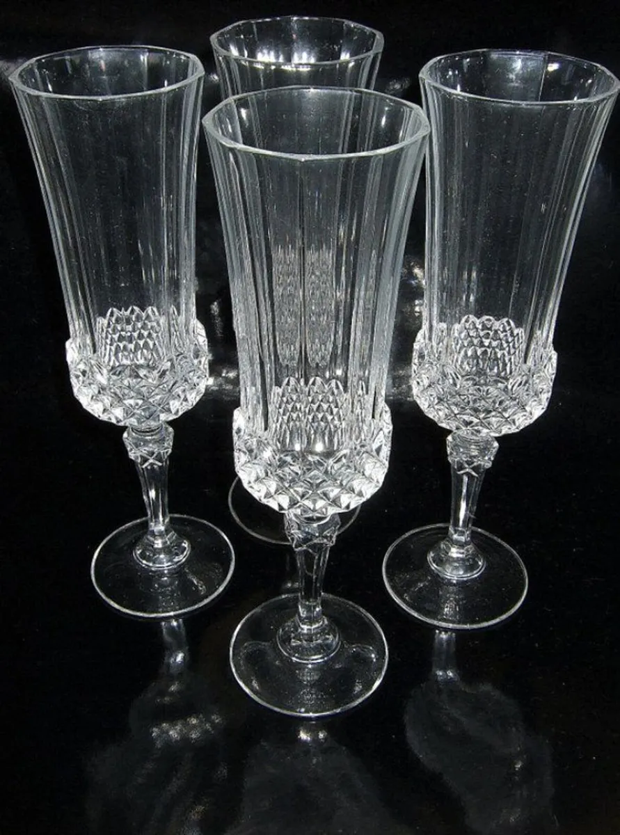 Set of 4 Vintage Cristal d'Arques Crystal Champagn - Image 4