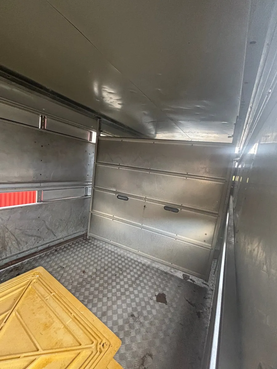 Ifor Williams 12 x 6 Cattler trailer - Image 4