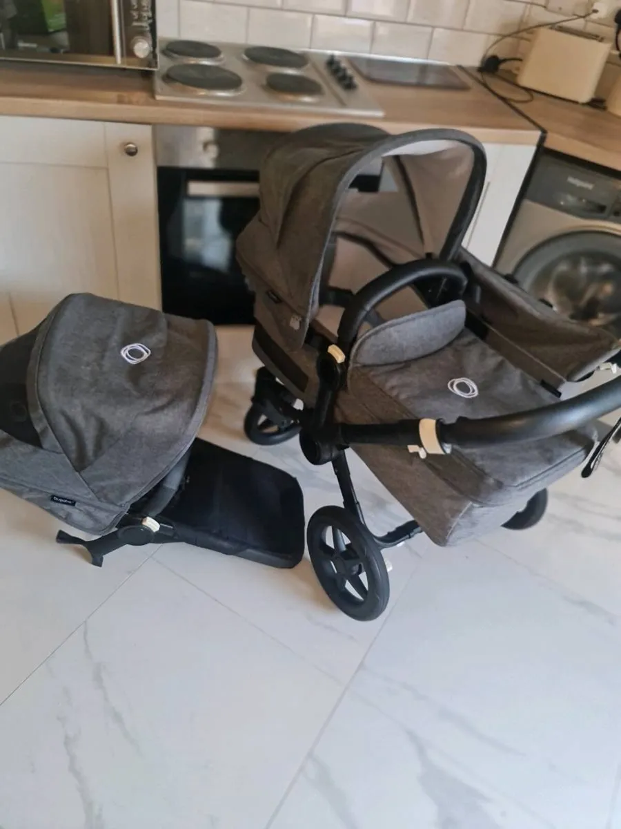 Bugaboo Donkey with donkey 5 upgraded fabrics - Image 1