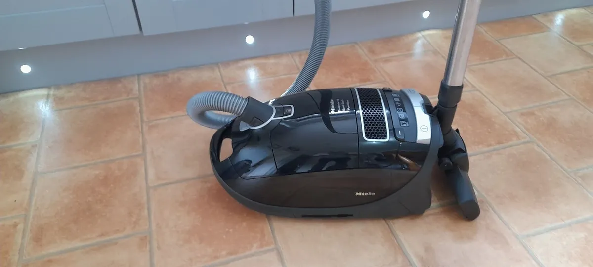 Miele vacuum/Hoover cleaner - Image 1