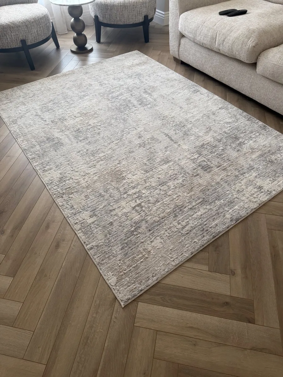 Rug - Image 1