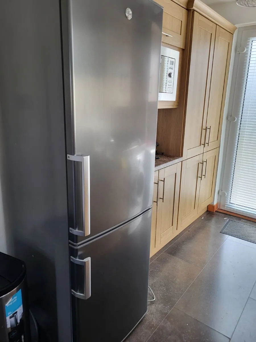 Fridge Freezer Hoover (Frost Free) - Image 1