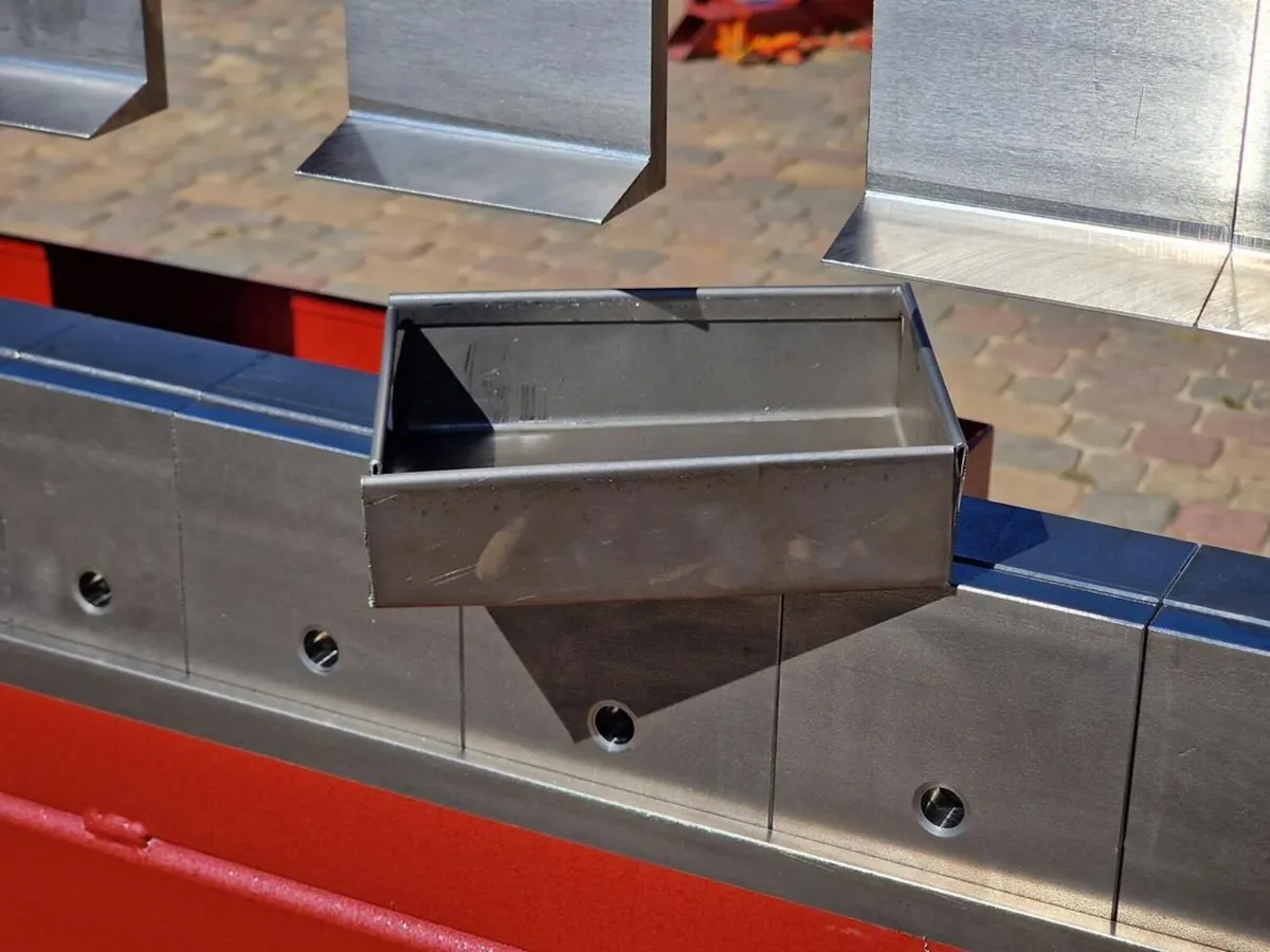 segment sheet metal folder SGR-1250-1.5mm steel - Image 3