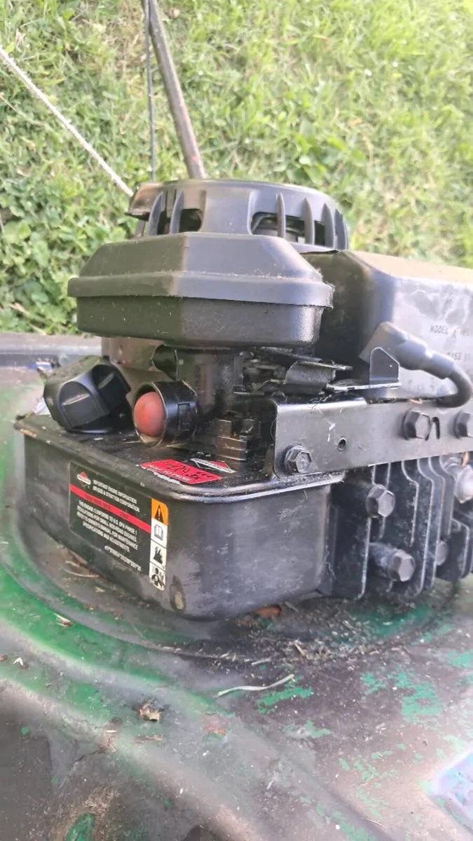 Petrol Lawnmower - Image 3