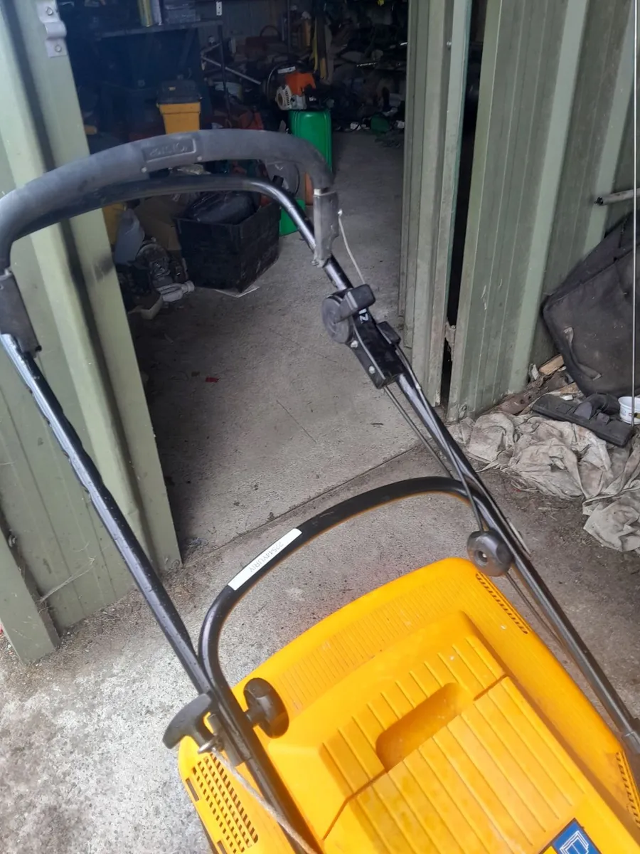 Push lawnmower - Image 2