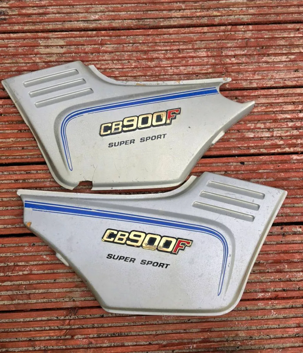 CB900F Super Sport Side panels - Image 1