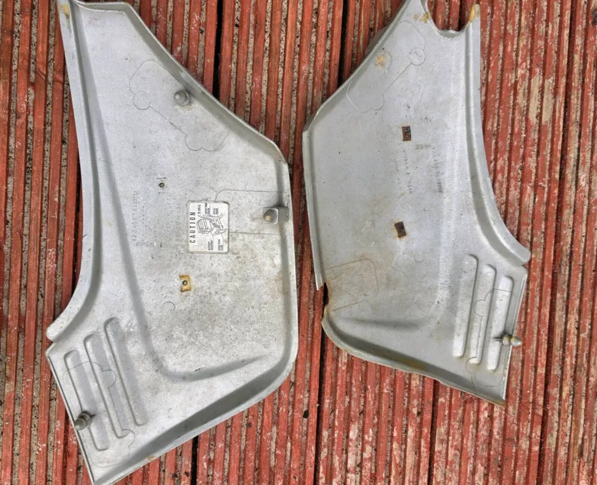 CB900F Super Sport Side panels - Image 2