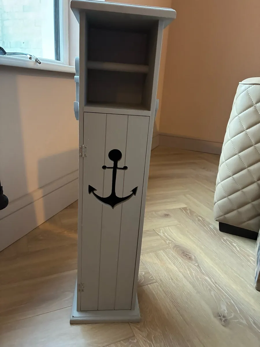 Coastal wooden Toilet Roll Holder & storage cabine - Image 1