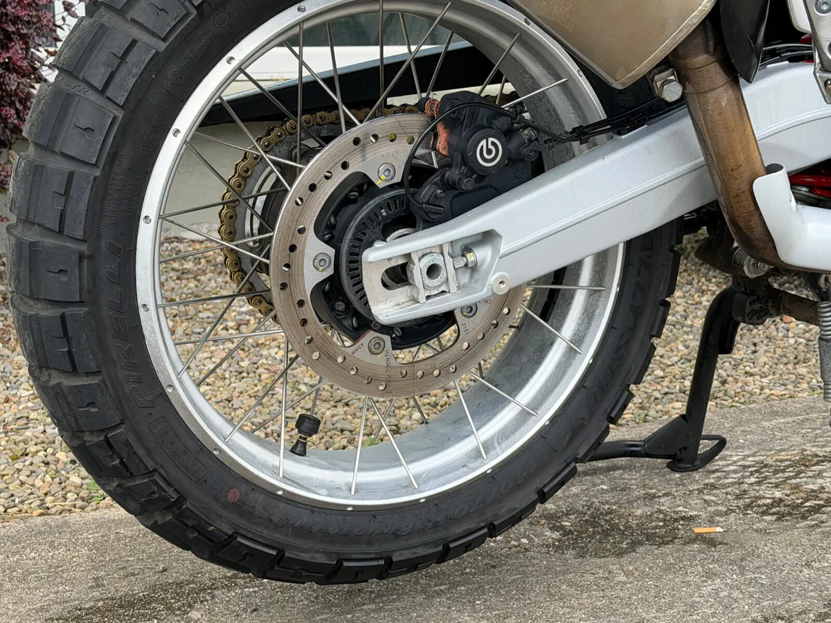 Aprilia Tuareg 660 - Image 4