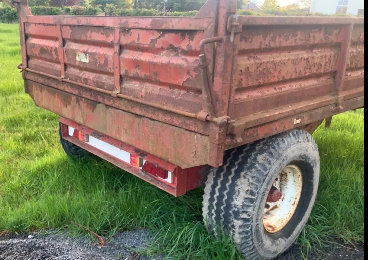 11ft x 7ft Woods Tipper - Image 4