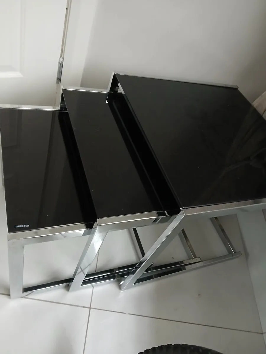Tables - Image 3