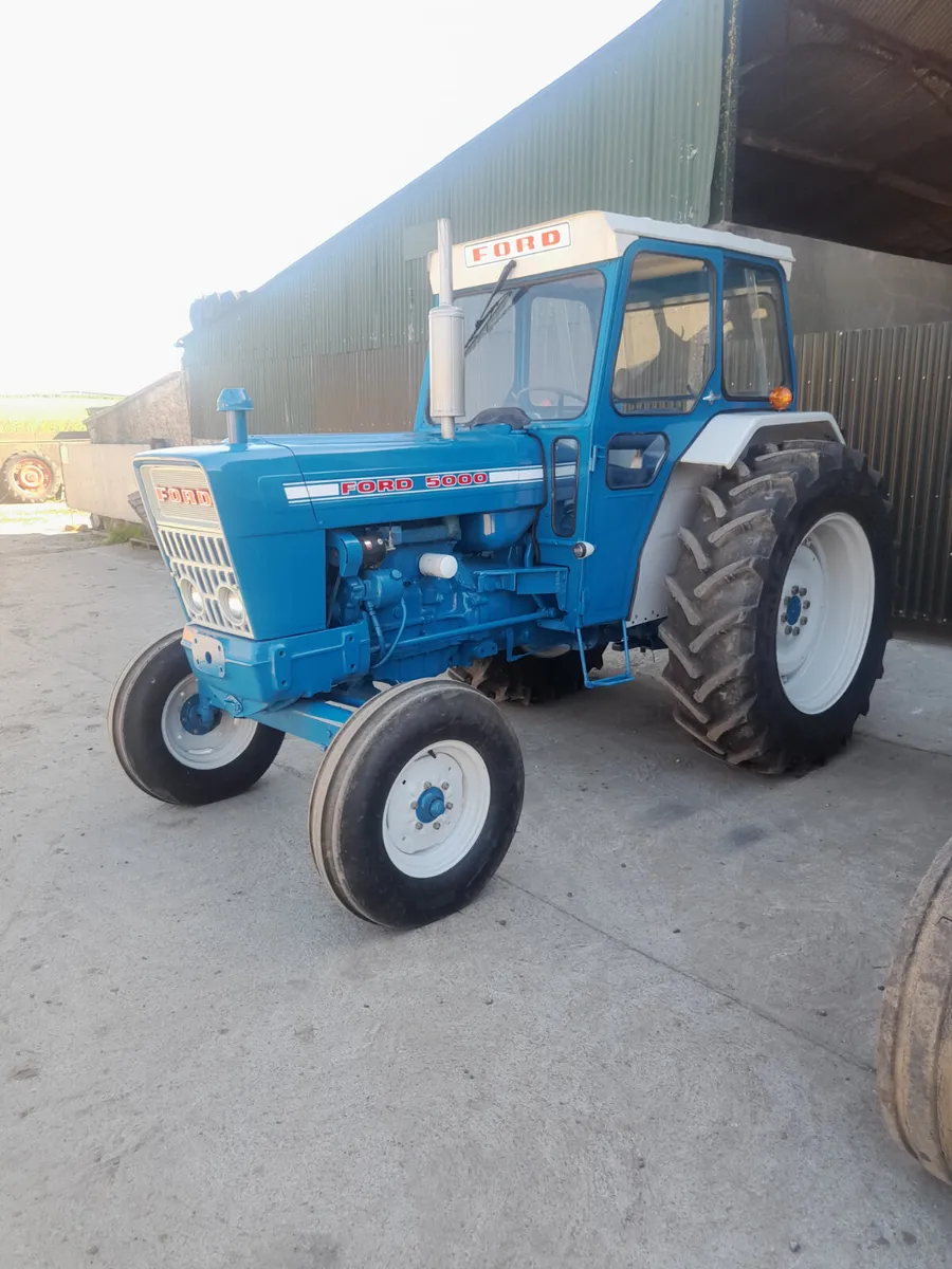 Ford 5000 fully restored - Image 4