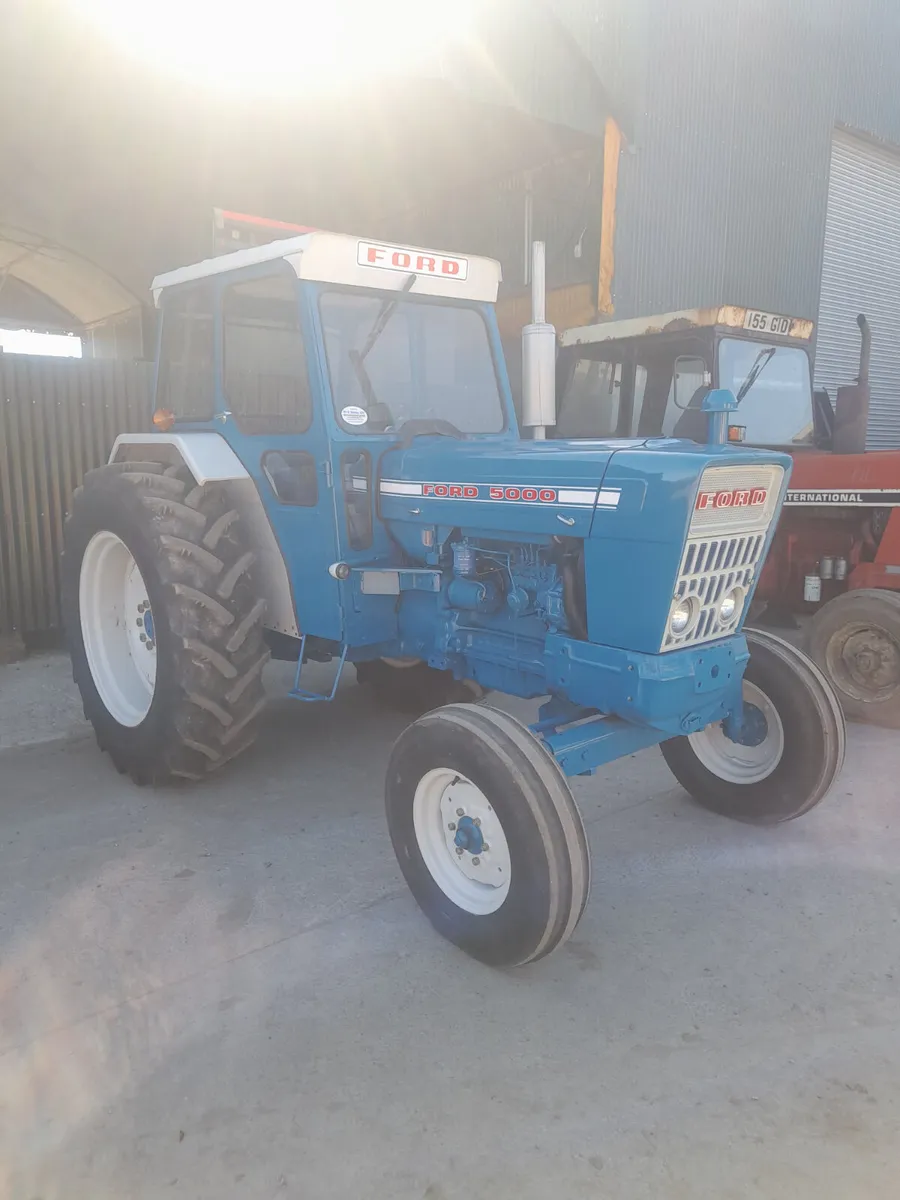 Ford 5000 fully restored - Image 2