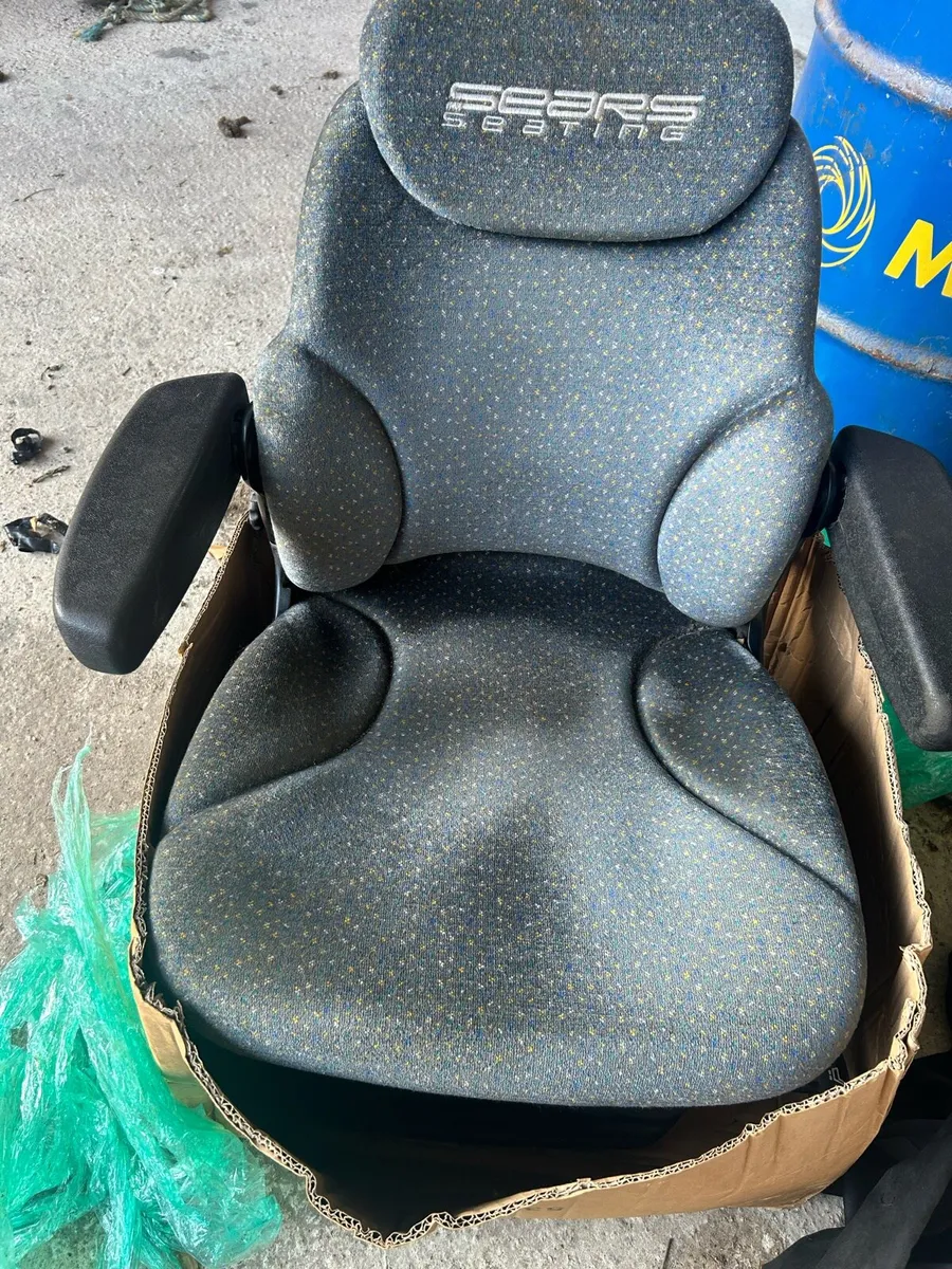 As air seat - Image 1