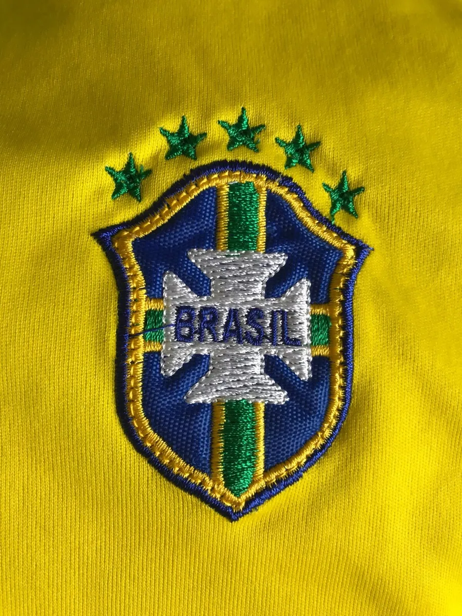 Brasil Football Jersey - Image 3