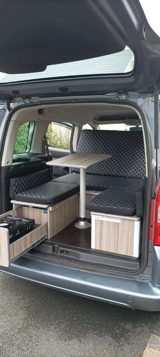 Boot jump to fit Citroen Berlingo Multispace/ VW C - Image 2