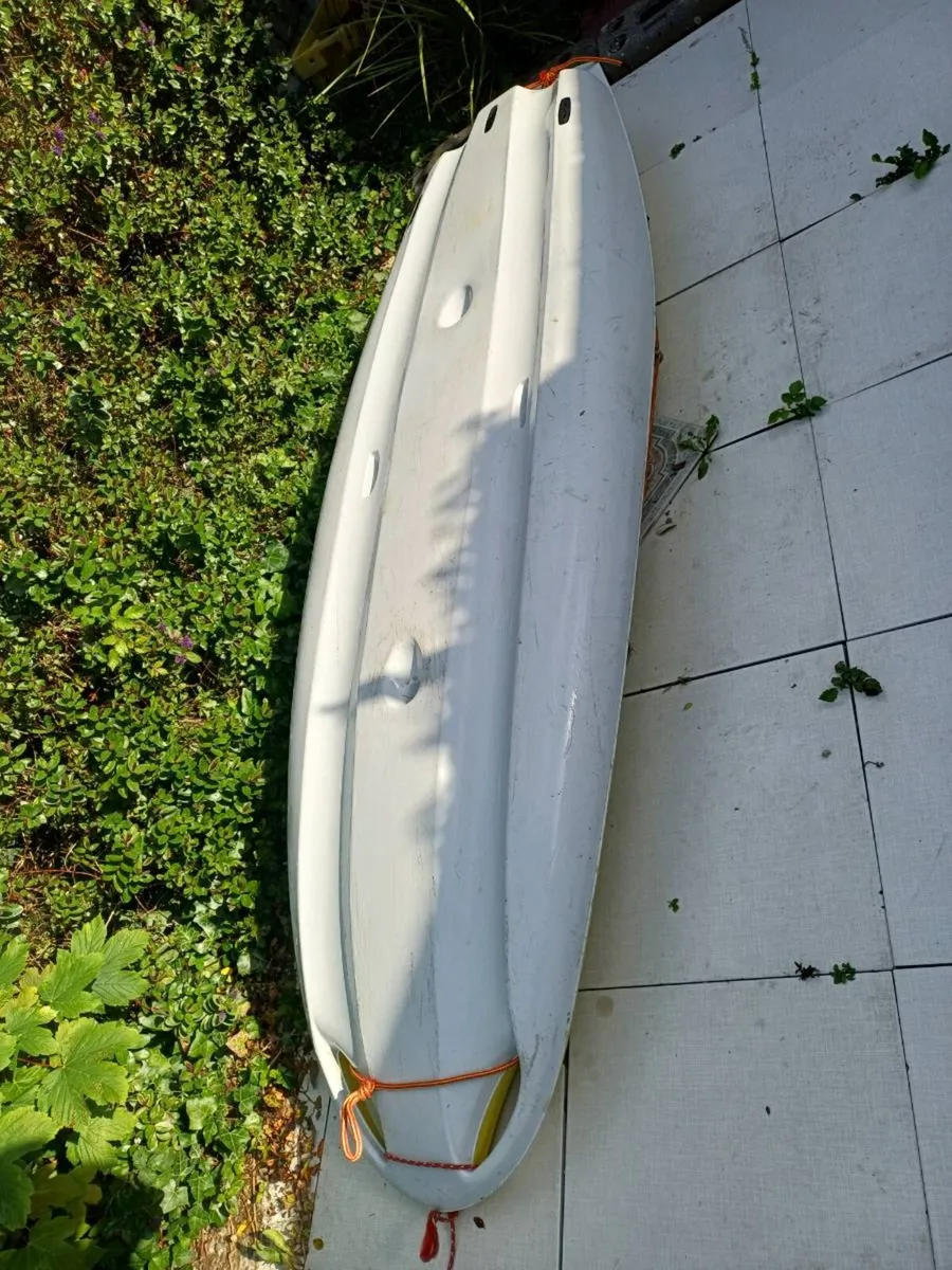 Kayak - Image 2
