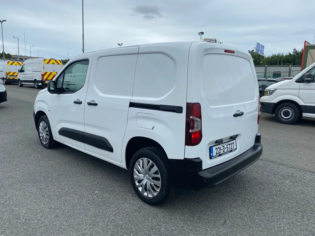 2022 Peugeot Partner Professional 1.5HDI 100BHP - Image 4