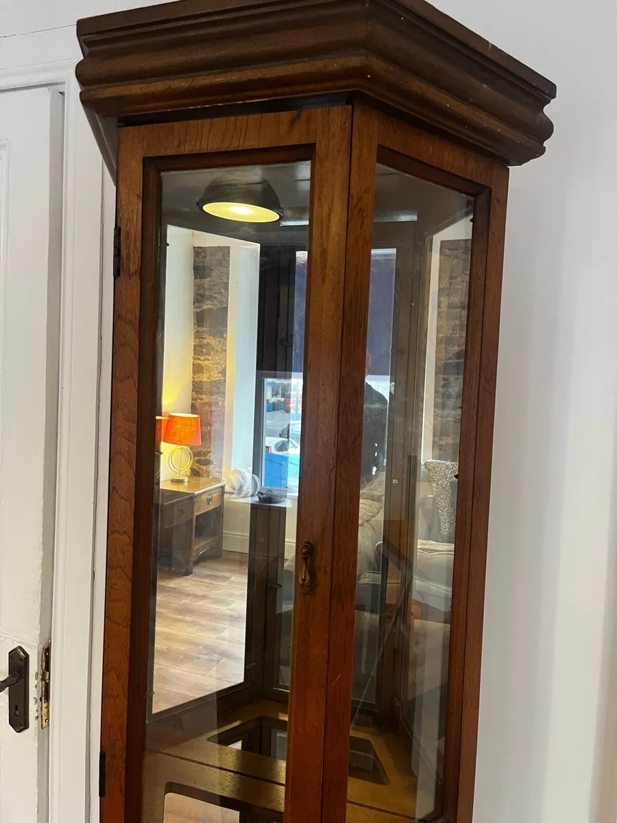 2 Beautiful Glass Display Cabinets - Image 2