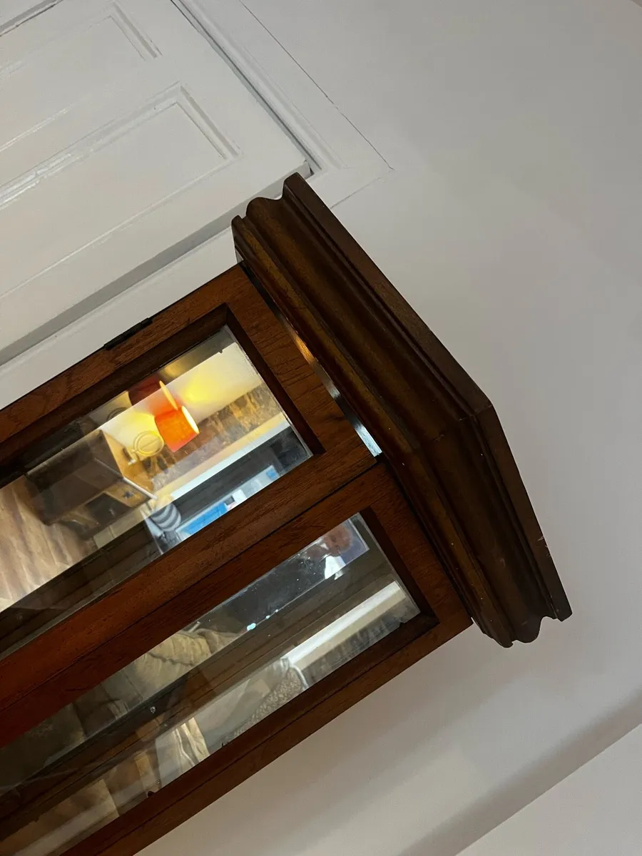 2 Beautiful Glass Display Cabinets - Image 3