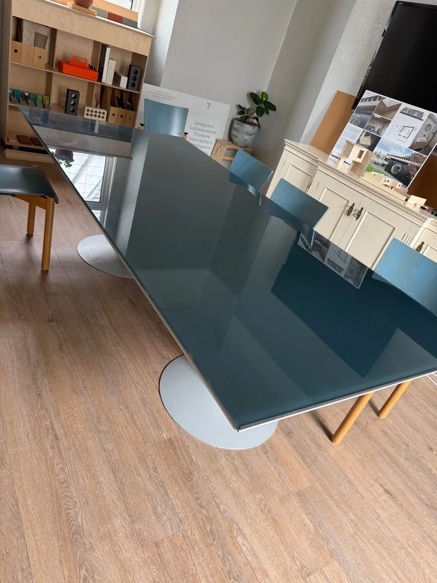 Boardroom/dining room table - Image 3