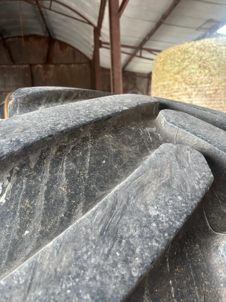 Tyres - Image 2
