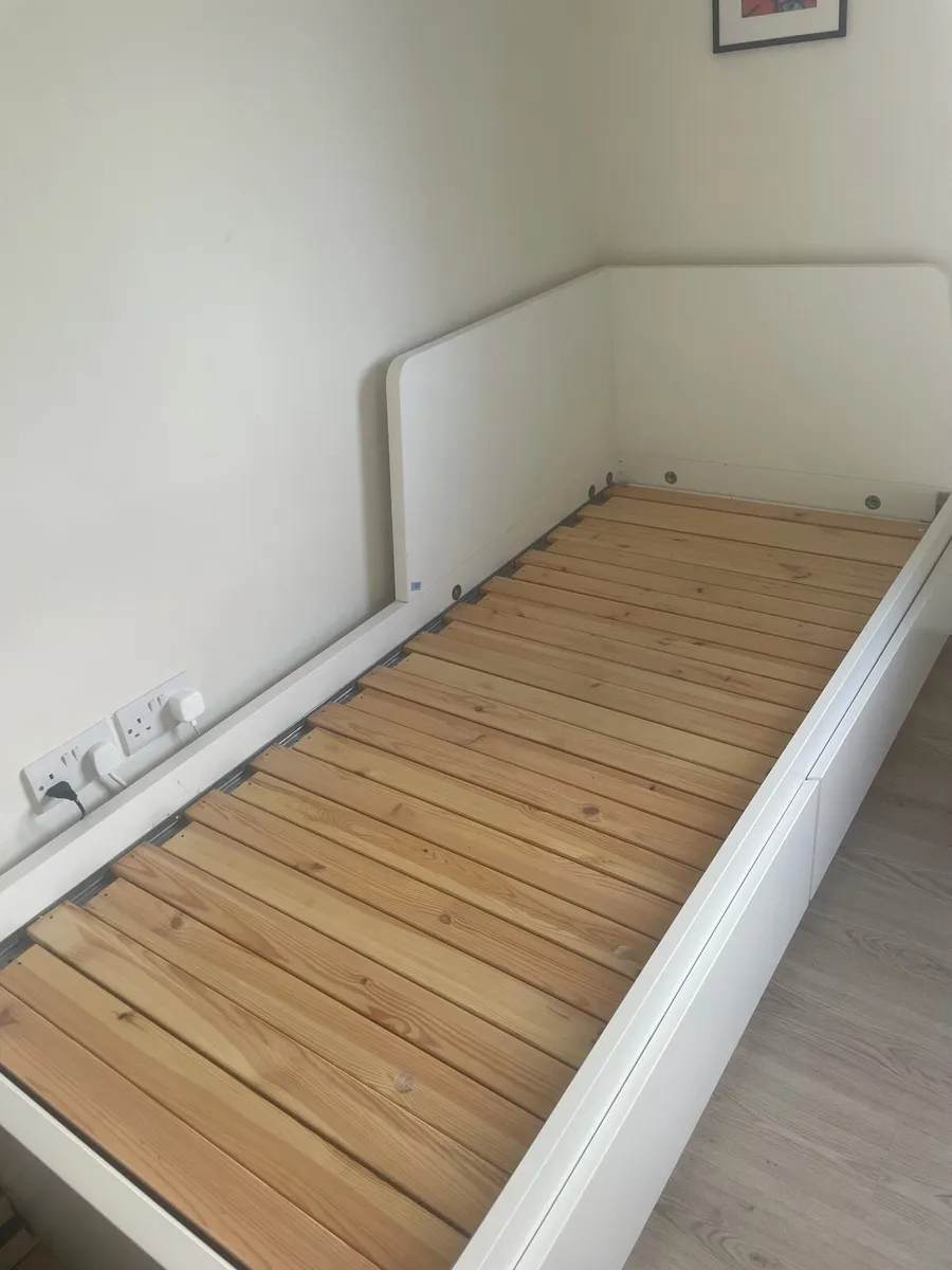 Single to double bed - Image 1