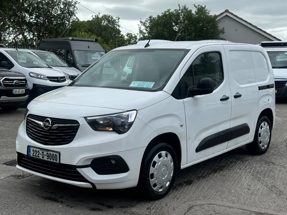 OPEL COMBO “NEW DOE” “148,000KMS” 2022 - Image 3
