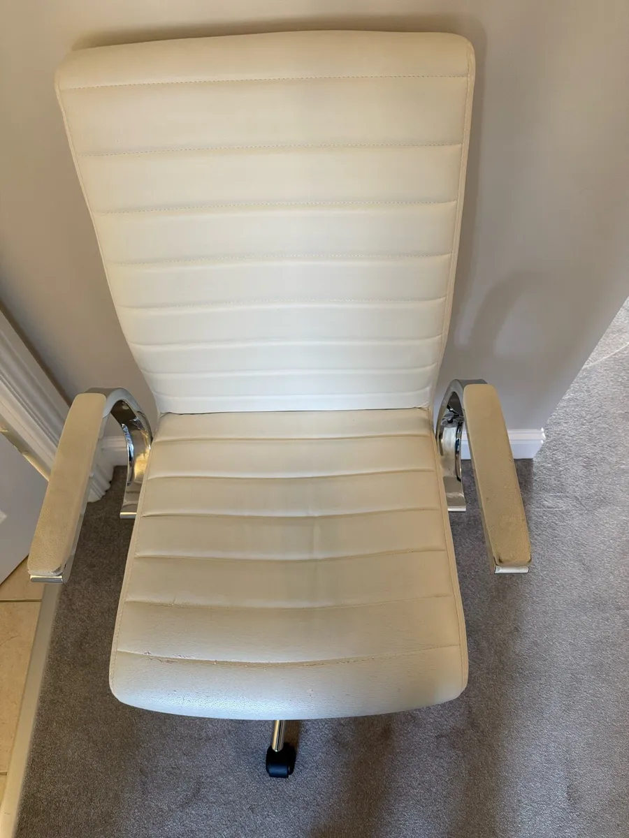 Desk Chair - Image 3