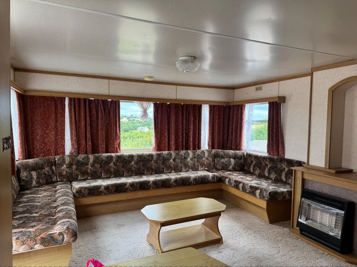 Caravan To Let - Image 1