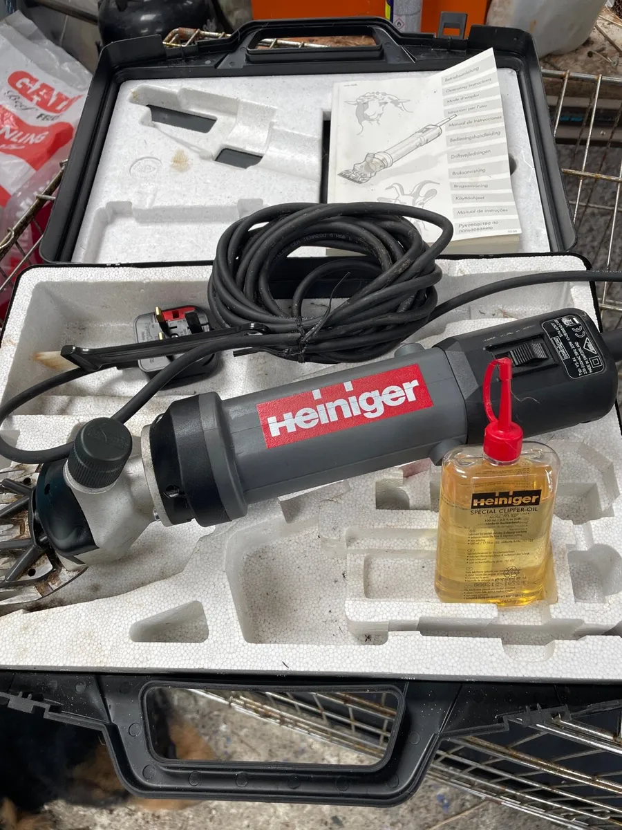 Heiniger Sheep Sheers - Image 1
