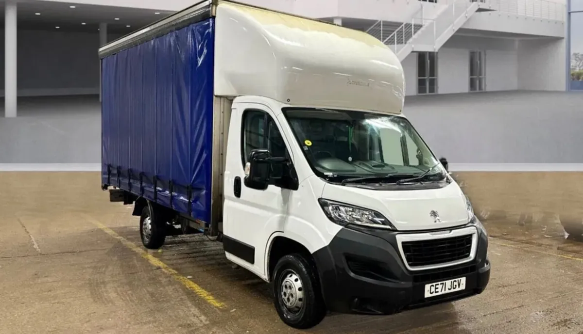 🚛Peugeot Boxer 2021 Curtainside on IR plates - Image 4
