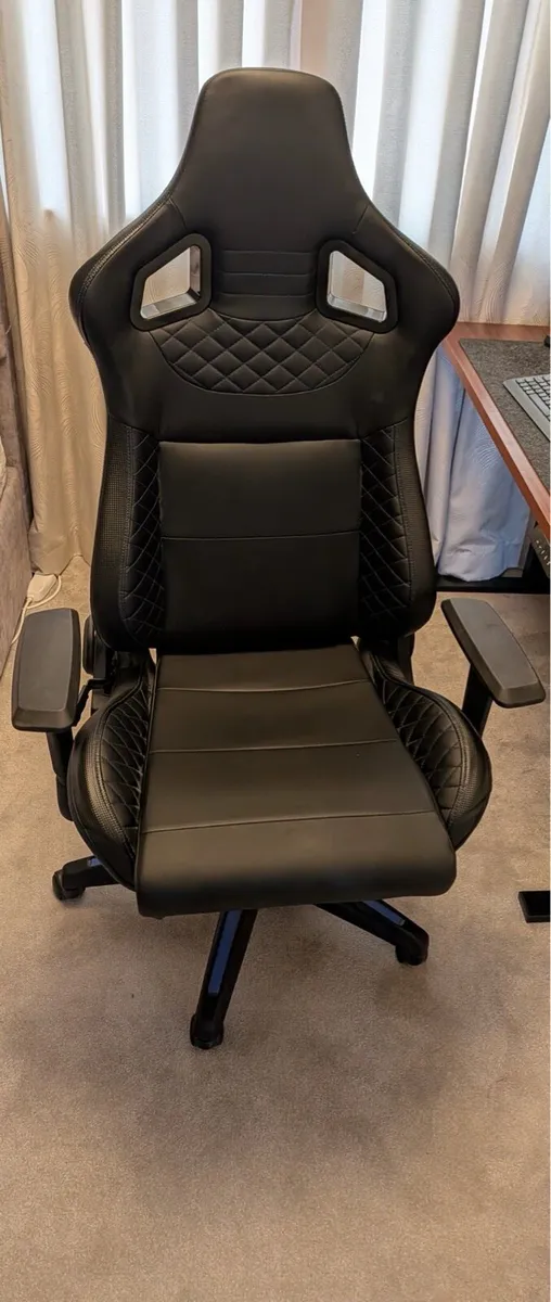 Gaming Chair - Image 2