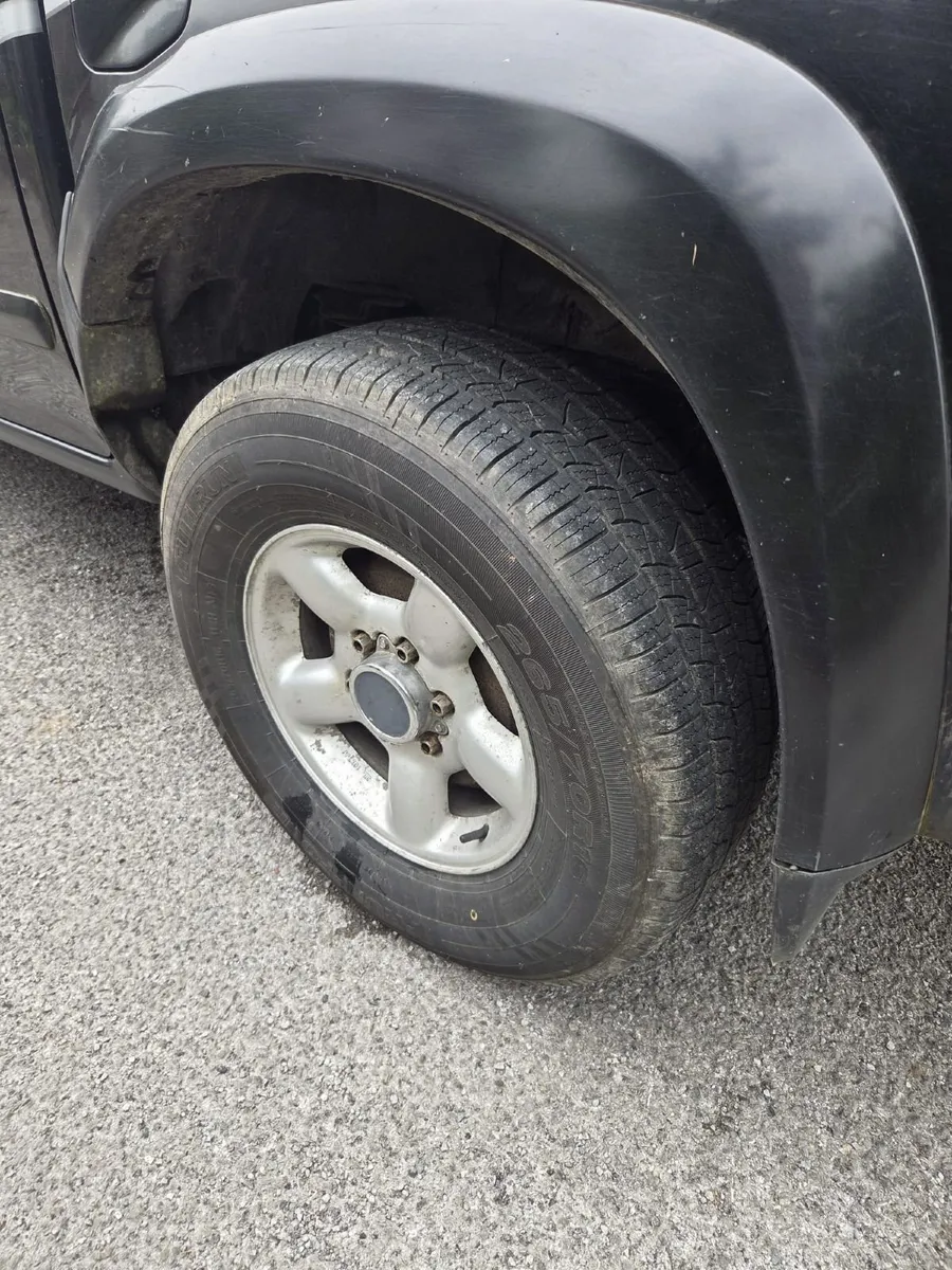 Isuzu D-Max 2007 - Image 4