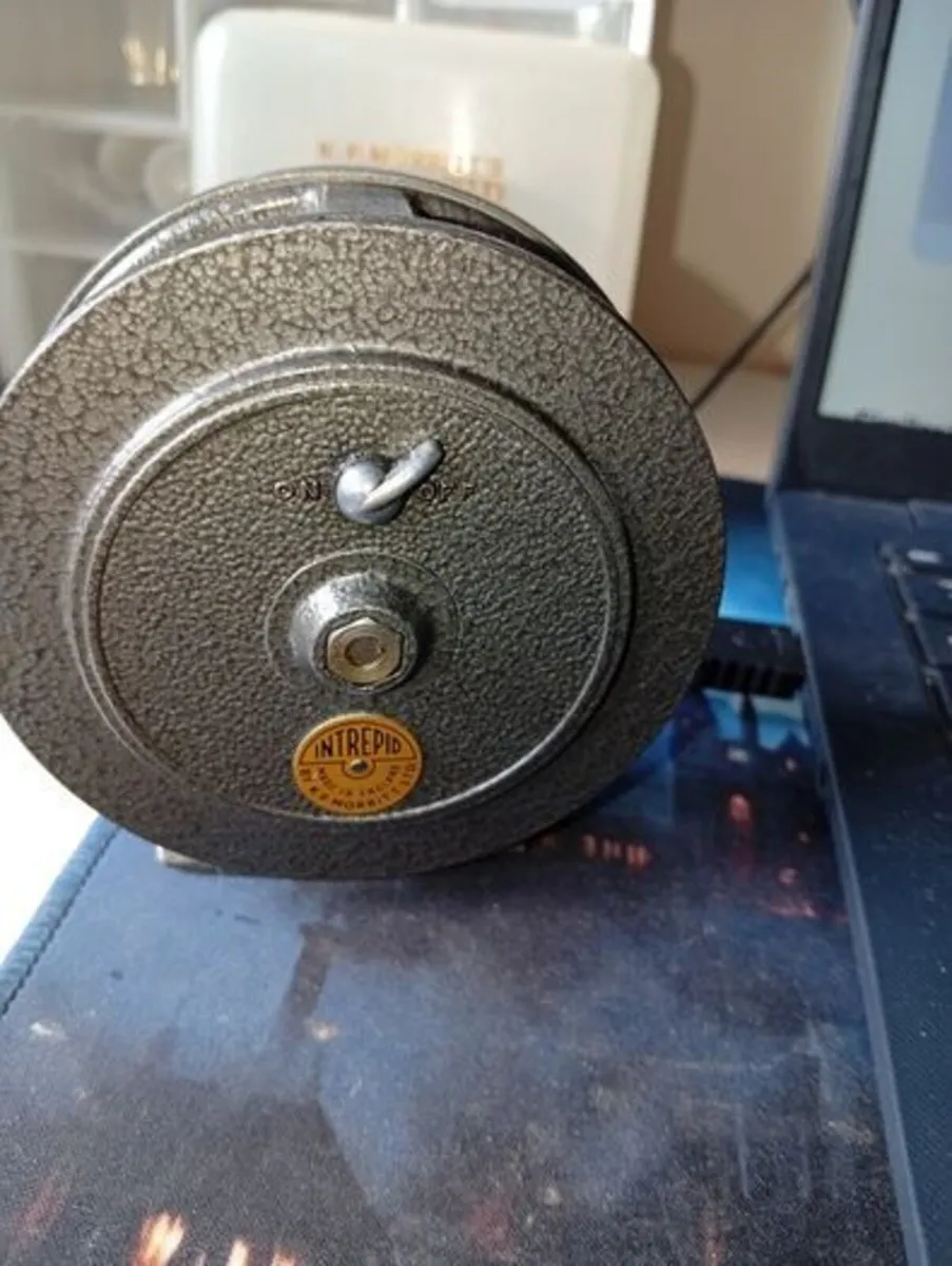 Superb Condition Vintage K P MORRITT & SONS reel - Image 2