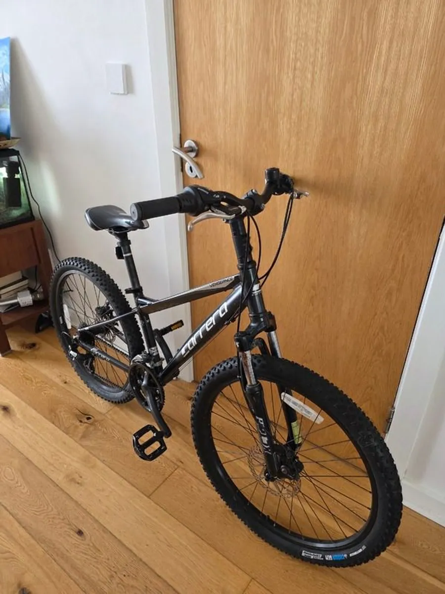 Carrera Vengeance Junior Mountain Bike - Image 2