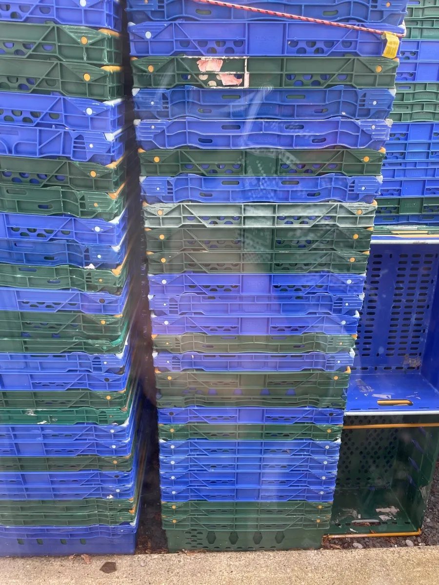 Storage crates