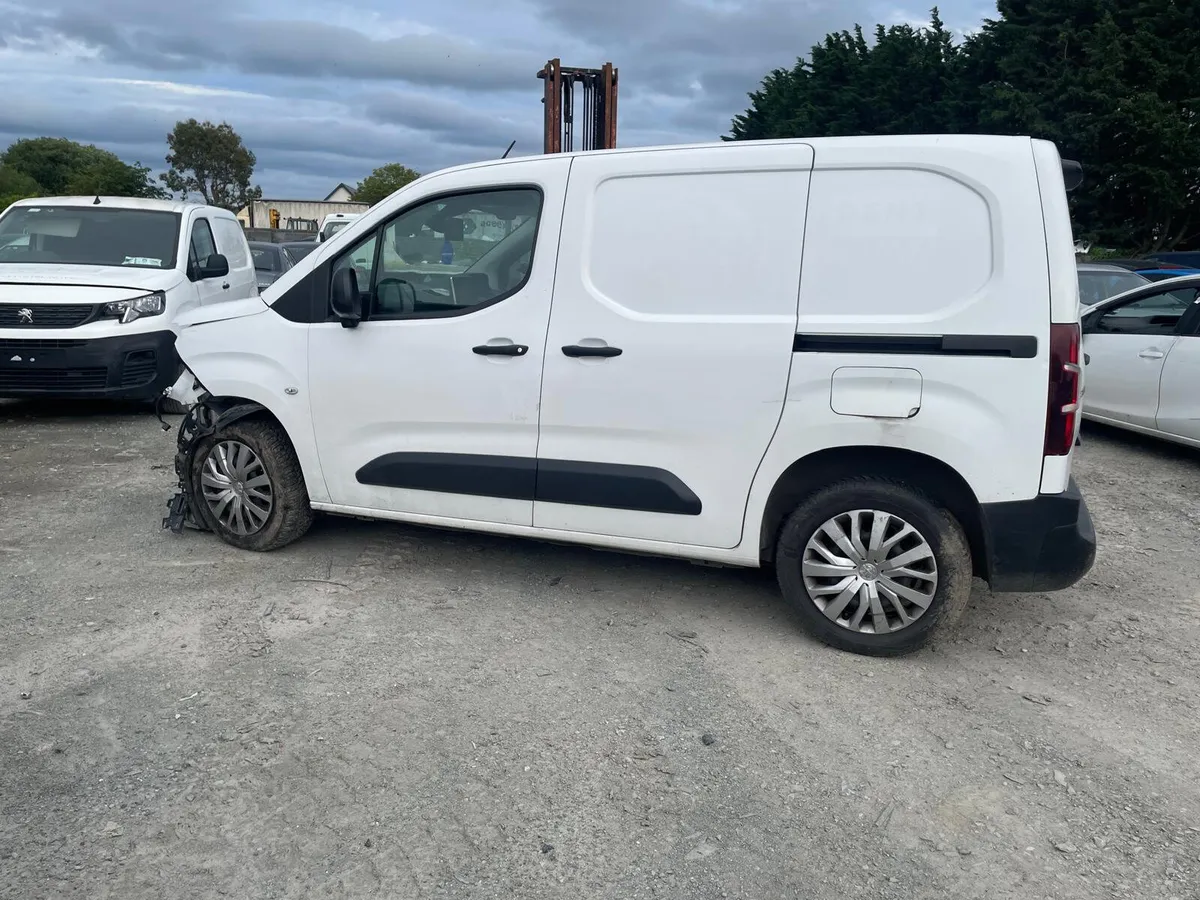 2021 Peugoet Partner 1.5 Diesel - Image 4