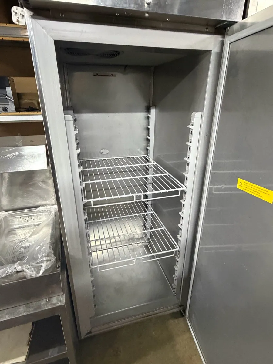 Single door fridge / freezer - Image 3