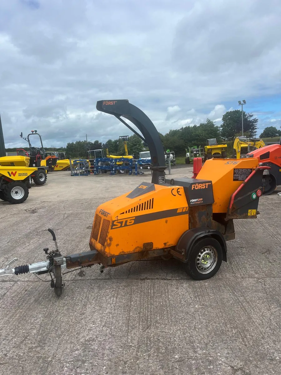 Used 2017 Forst ST6 tow behind woodchipper - Image 1