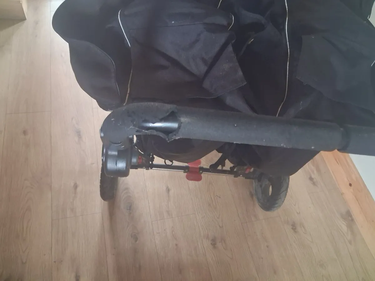 Out n About Double Buggy - Image 2