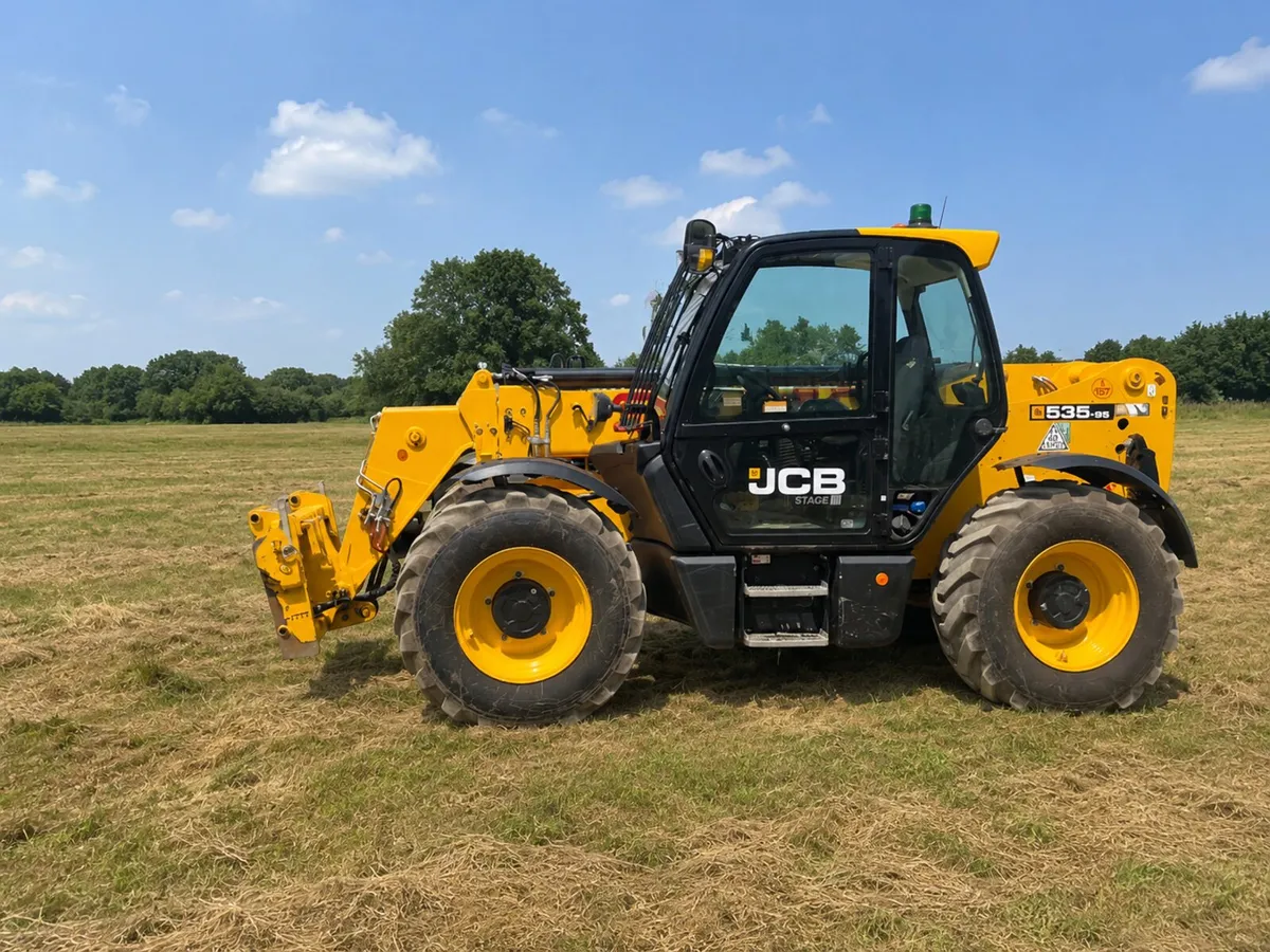 2023 JCB 535-95 108BHP / AC / Joystick /Rear Hitch - Image 1